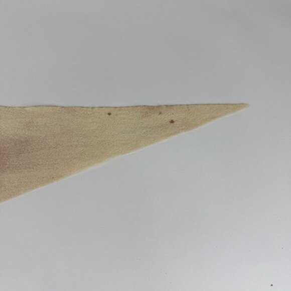 Vintage 29in MLB Baltimore Orioles Baseball Pennant Felt Memorabilia Damaged - Picture 4 of 10